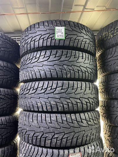 Hankook Winter I'Pike 215/65 R16