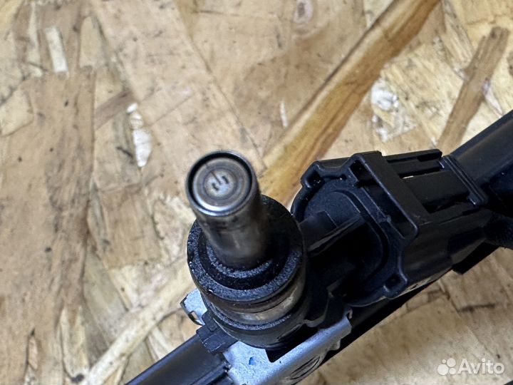 Форсунка 06L906031A