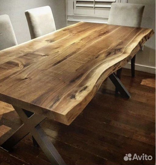 Стол из массива