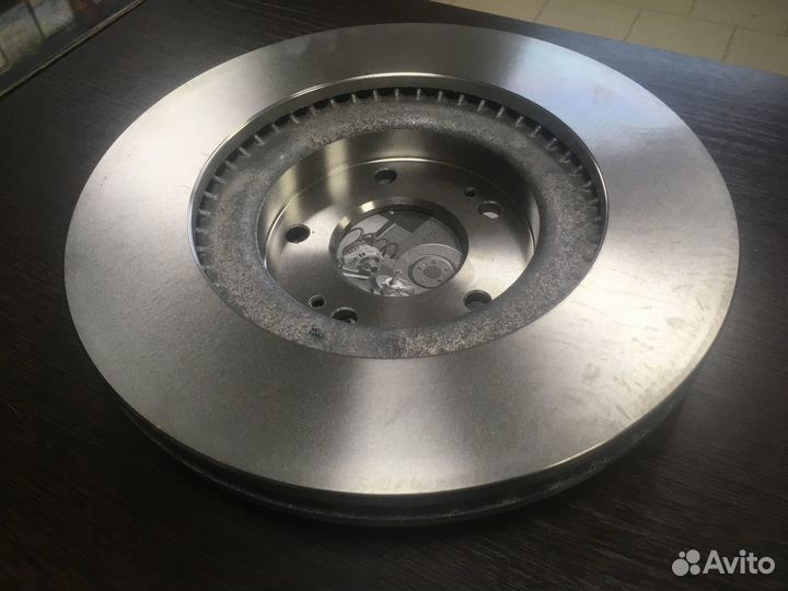Диск тормозной передний