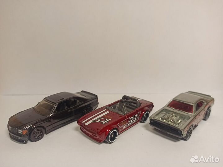 Машинки 1/64 Hot Wheels