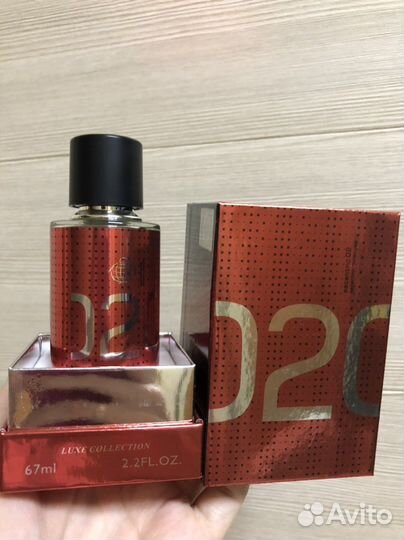 Escentric molecules 02