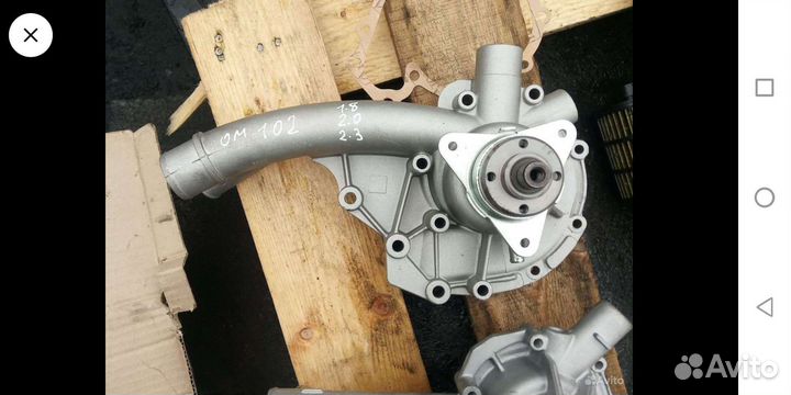 Помпа водяная Mercedes SsangYong