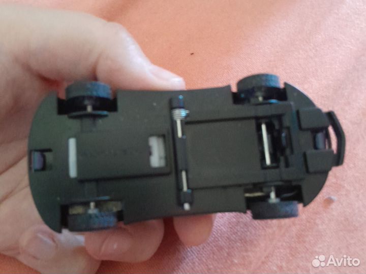 Машинка прыгающая