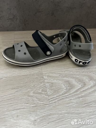 Тапочки детские crocs