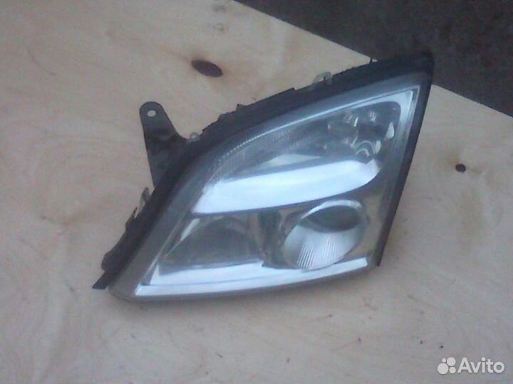 Фара перед. лев. Опель Вектра С 1216121