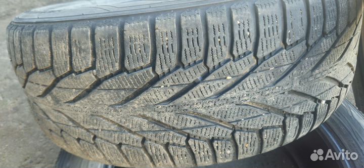 Nokian Tyres Hakkapeliitta R2 SUV 235/55 R19 105