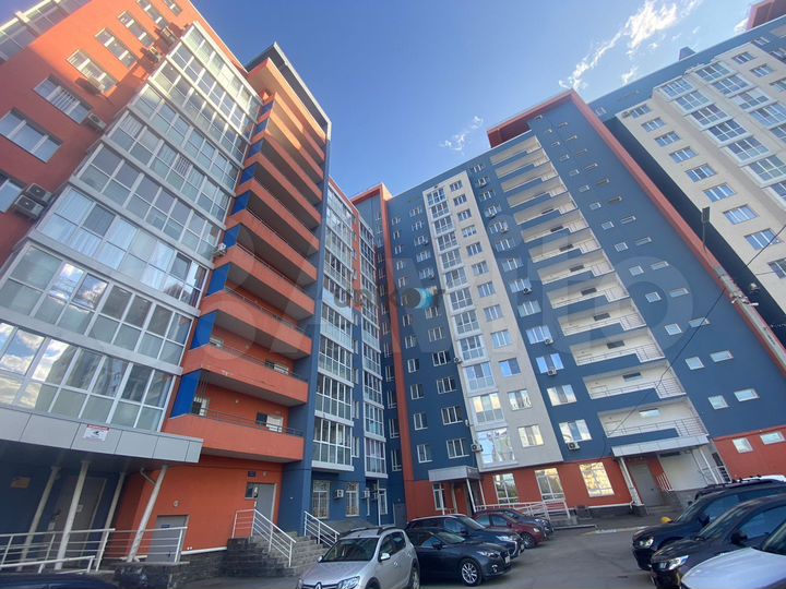 2-к. квартира, 55 м², 10/14 эт.