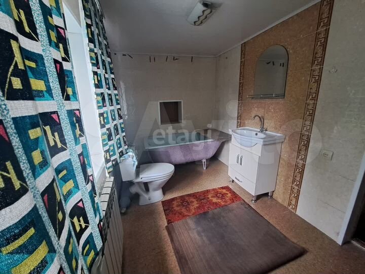 Дом 81 м² на участке 21,6 сот.