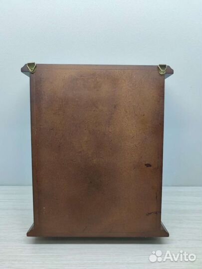 Ключница настенная из дерева