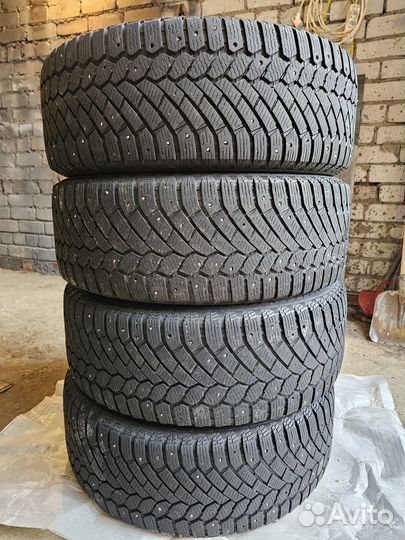 Gislaved Nord Frost 200 235/55 R18