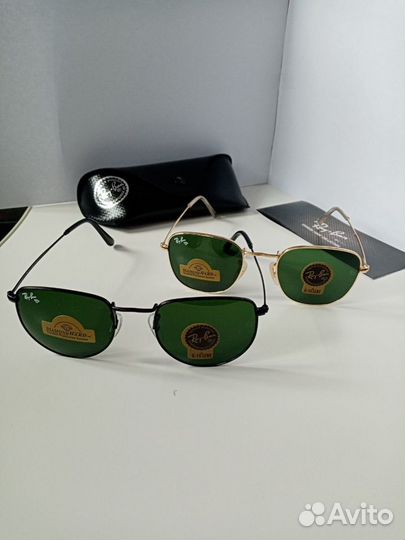 Солнцезащитные очки Ray-Ban зелёные стекло