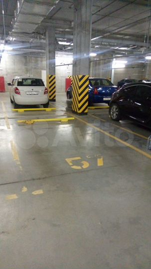 Машиноместо