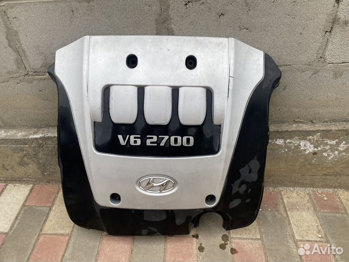 Крышка на двигатель Hyndai Tucson 2.7 v6