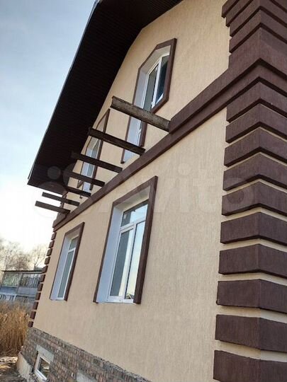 Дом 200 м² на участке 10 сот.