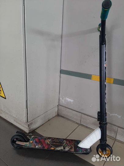 Трюковой самокат