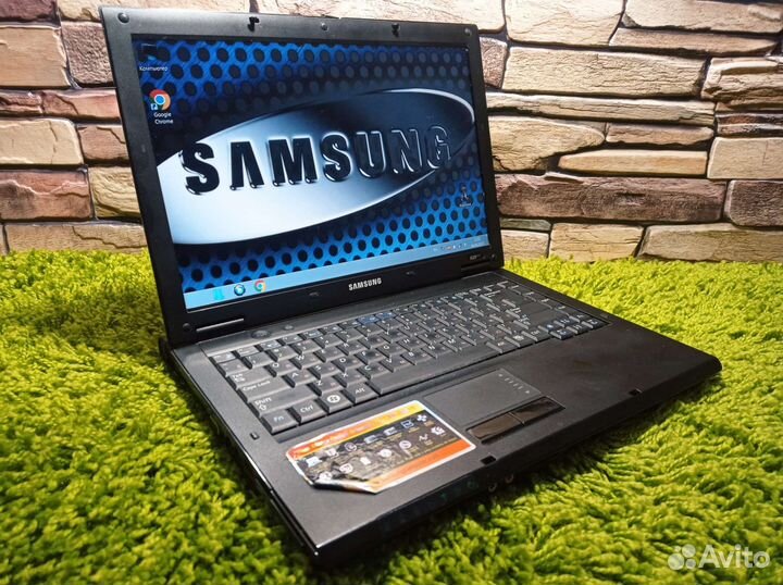 Надежный полностью рабочий Samsung 2Гб экран 14