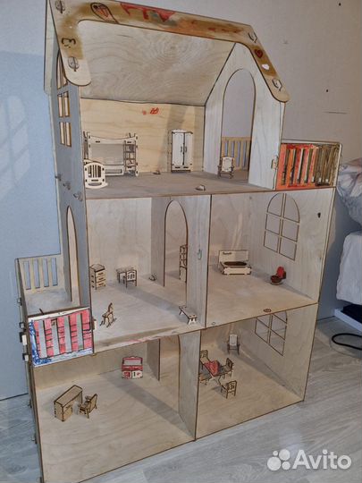 Домик кукольный