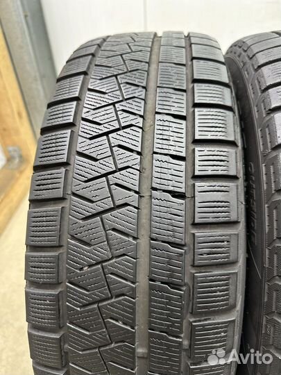 Pirelli Ice Asimmetrico Plus 205/60 R16 96Q