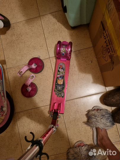 Детский самокат розовый