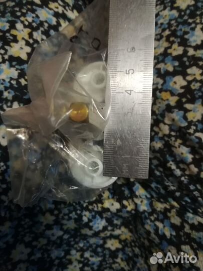 Ручка на пластиковое окно