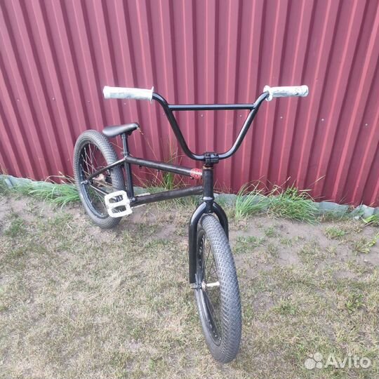 Трюковой велосипед бмх