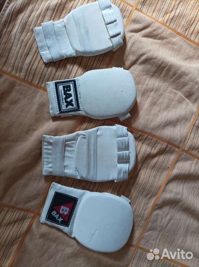 Боксерские перчатки