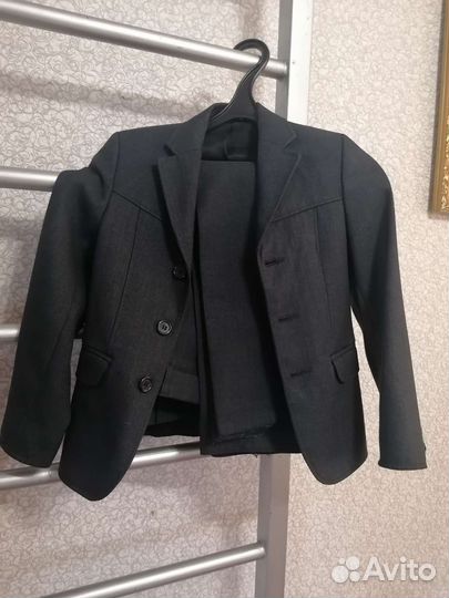 Школьный костюм