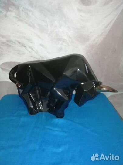 Копилка, сувениры, пепельницы, кружки