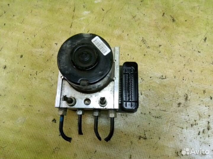 Блок abs Ford Focus CB8 pnda 2012