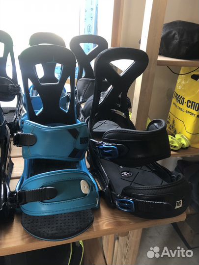 Крепления для сноуборда Burton L