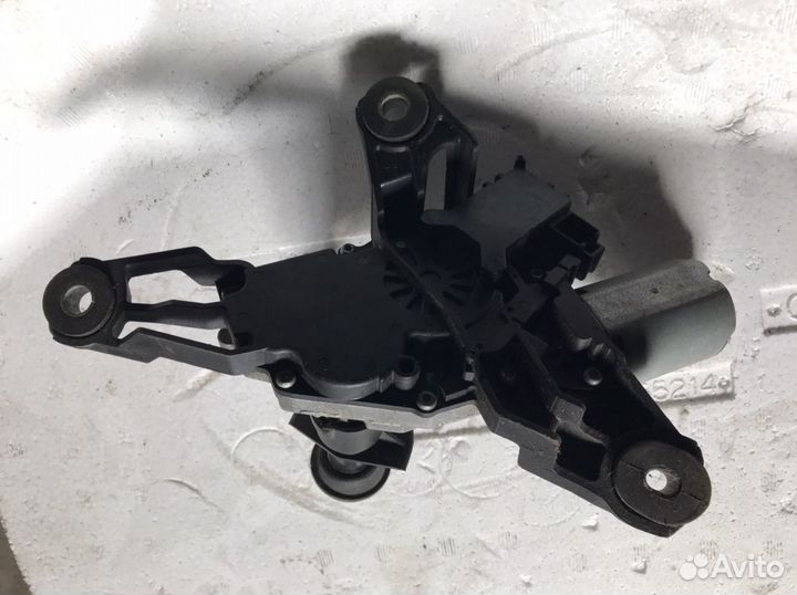 Мотор дворника ярис 2005-2011 год