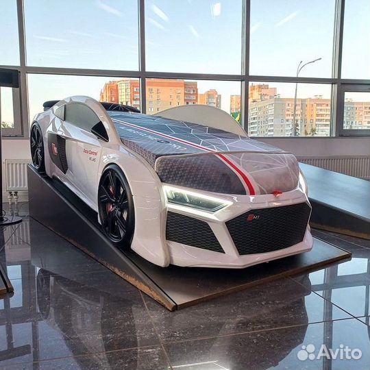 Кровать машина