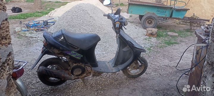 Скутер Сузуки ZZ