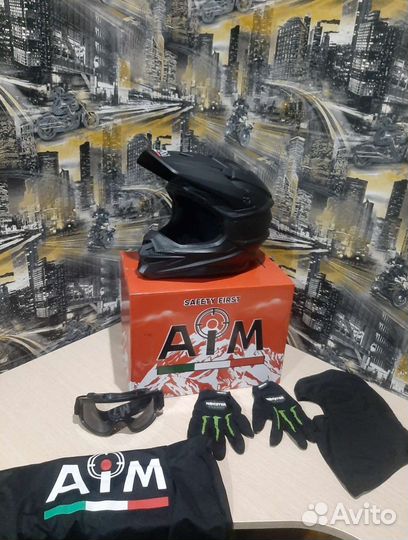 Кроссовый шлем