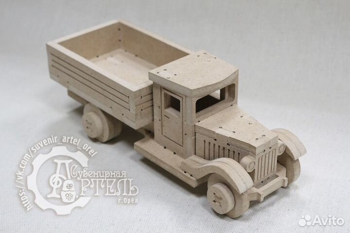 Машинки детские, деревянные