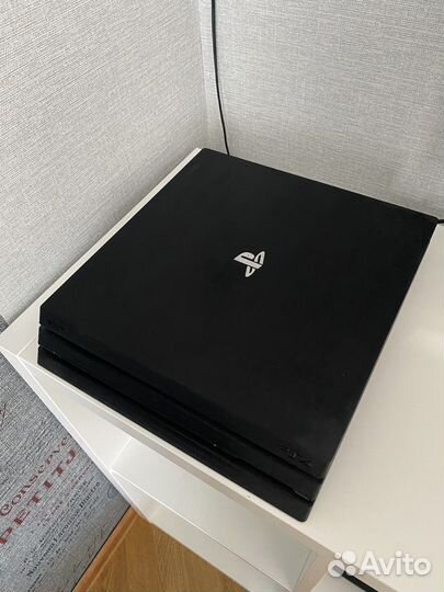PS4 pro 1tb
