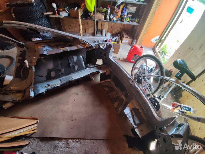 Заднее правое крыло, четверть