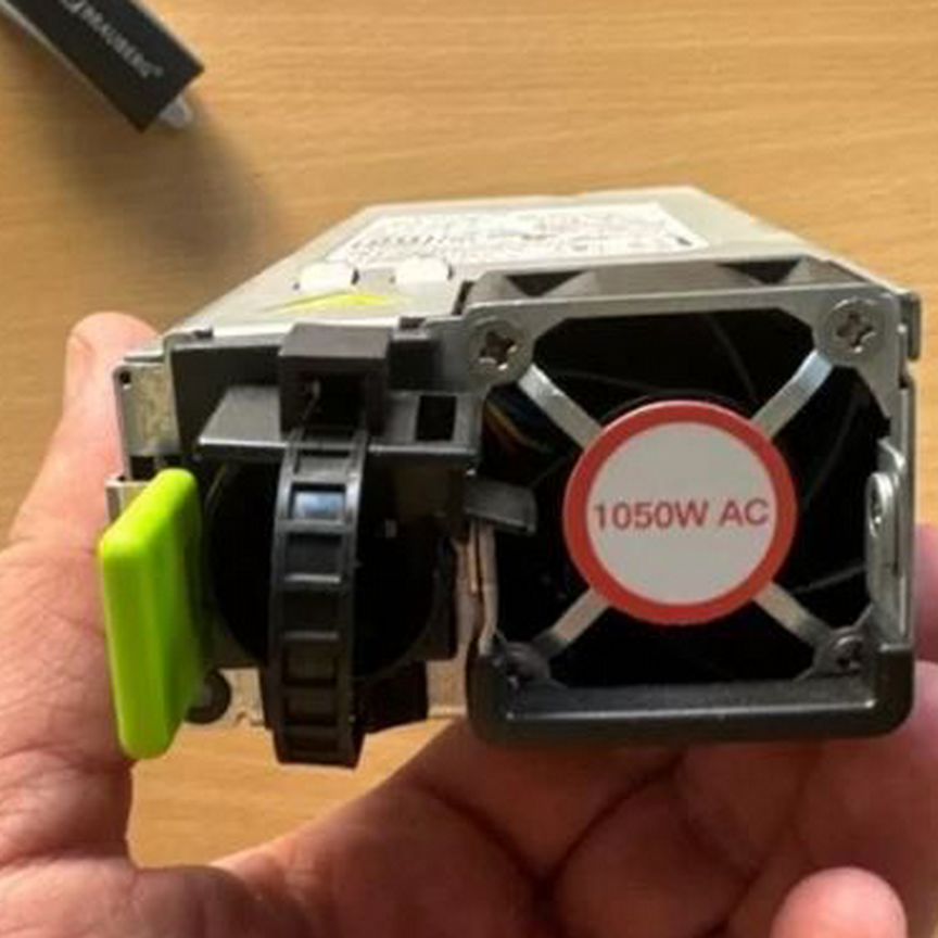 [UCSC-PSU1-1050W] Блок Питания Cisco Ucsc-Psu1-1050w
