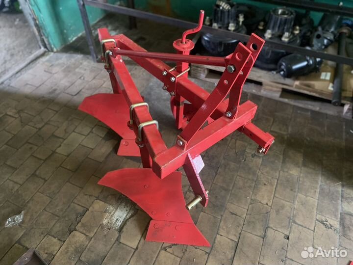 Плуг УРАЛЕЦ 1L-220, 2022