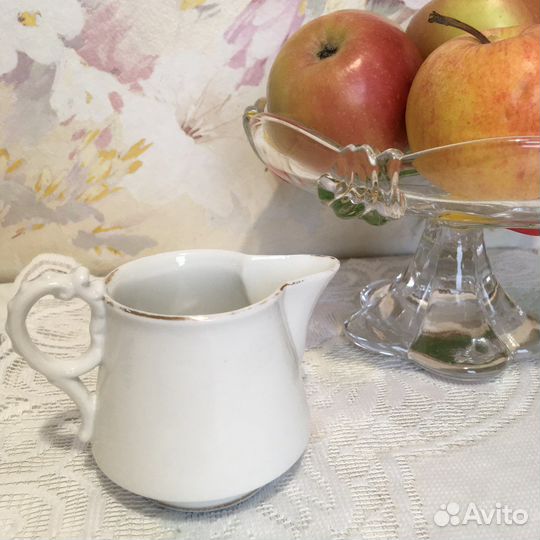 Молочник фарфоровый Кузнецова