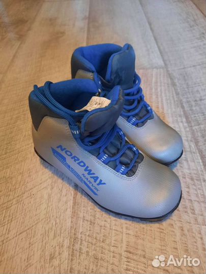 Лыжные ботинки Nordway размер 32