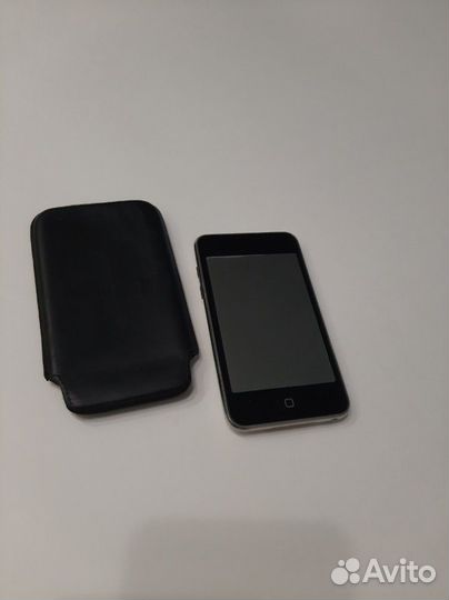Плеер iPod touch 2 8г+наушники
