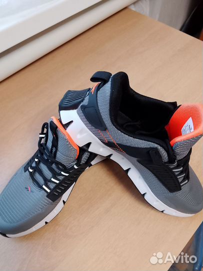 Кроссовки мужские