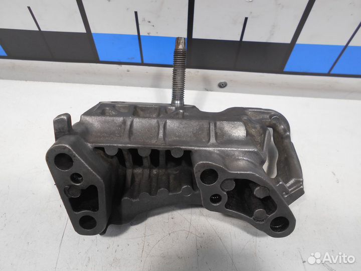 Кронштейн двигателя правый Ford C-Max 1.6tdci G8DA