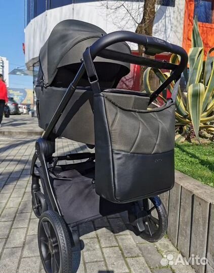 Коляска 2 в 1 Espiro Yoga
