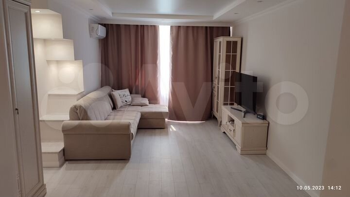 4-к. квартира, 110 м², 10/12 эт.