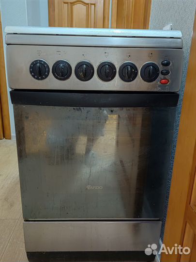 Продам газовую плиту