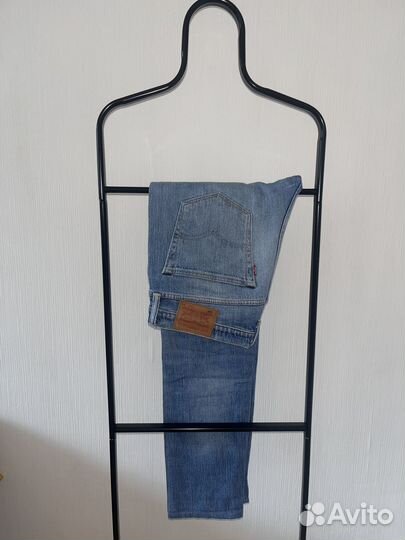 Джинсы Levi’s