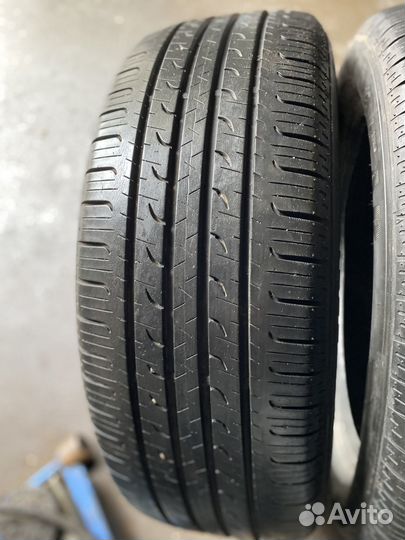 Goodyear EfficientGrip SUV 4x4 215/60 R17